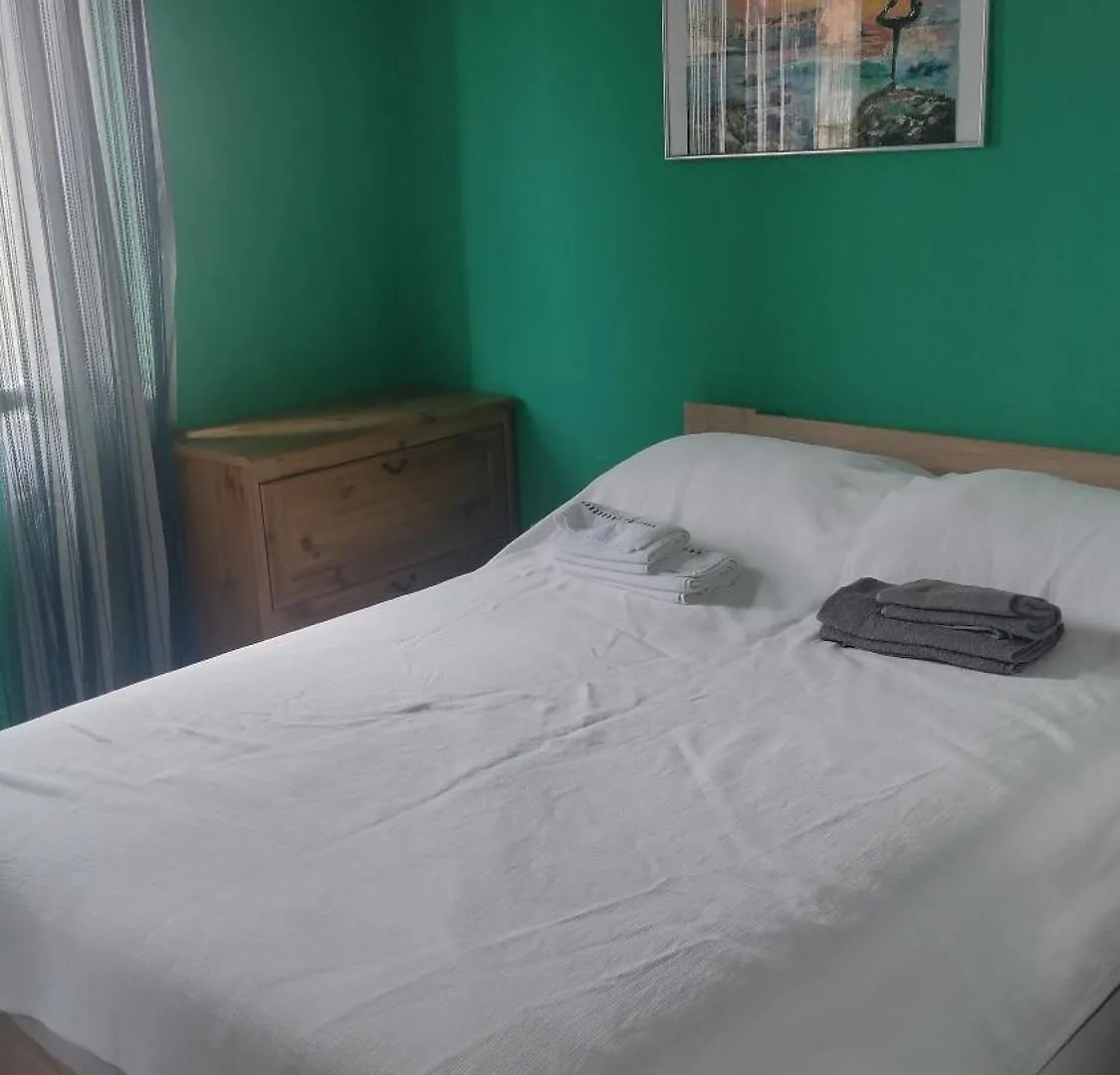 Milaren Apartment Crikvenica 0*,